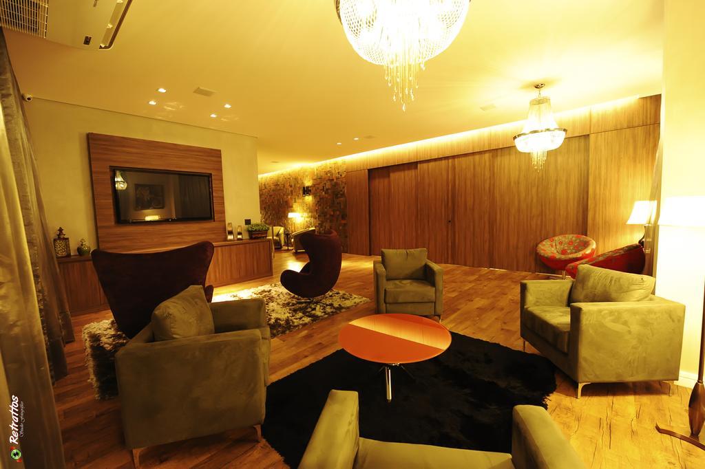Regente Hotel Unaí Esterno foto